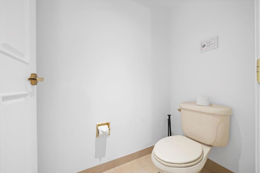 Huge Beachfront Condo Cozysuites At Showboat Atlantic City Esterno foto